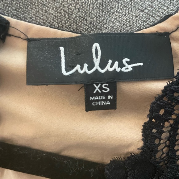 Black Lace Lulu’s Dress - Picture 3 of 3